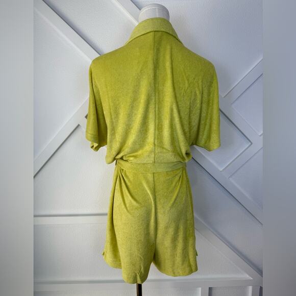 NWT Andie Swim Terry Button-Up Short Romper Honeysuckle Swim Cover
Size Small - Picture 4 of 8